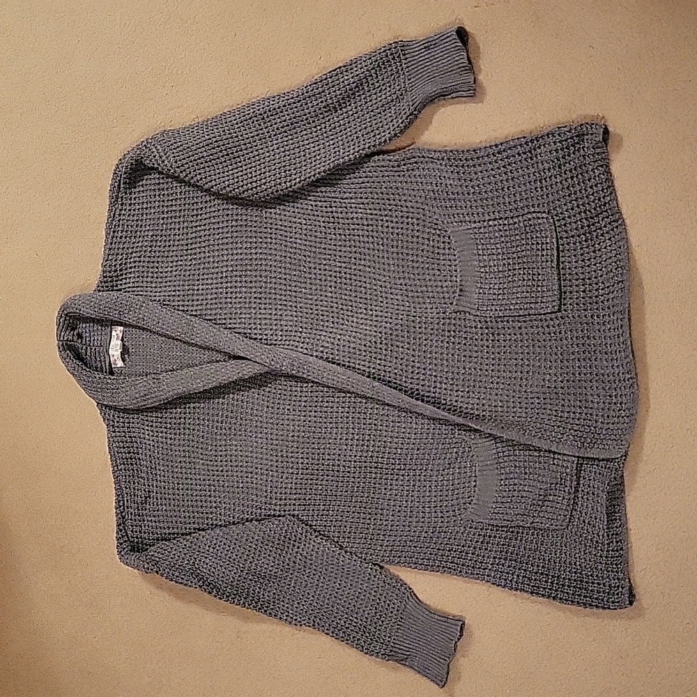 Women's gray cardigan